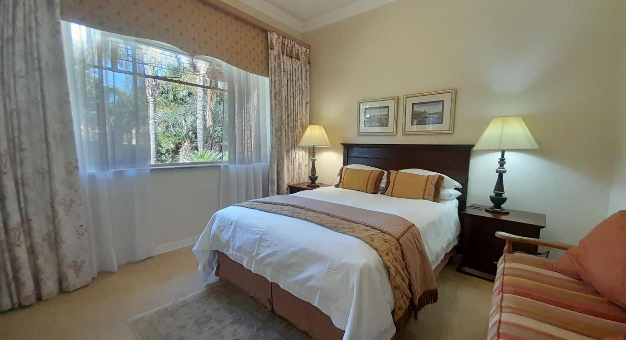 Royal Ridge Guesthouse Pretoria-Noord Esterno foto